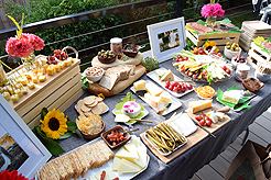 A GARDEN WEDDING RECEPTION